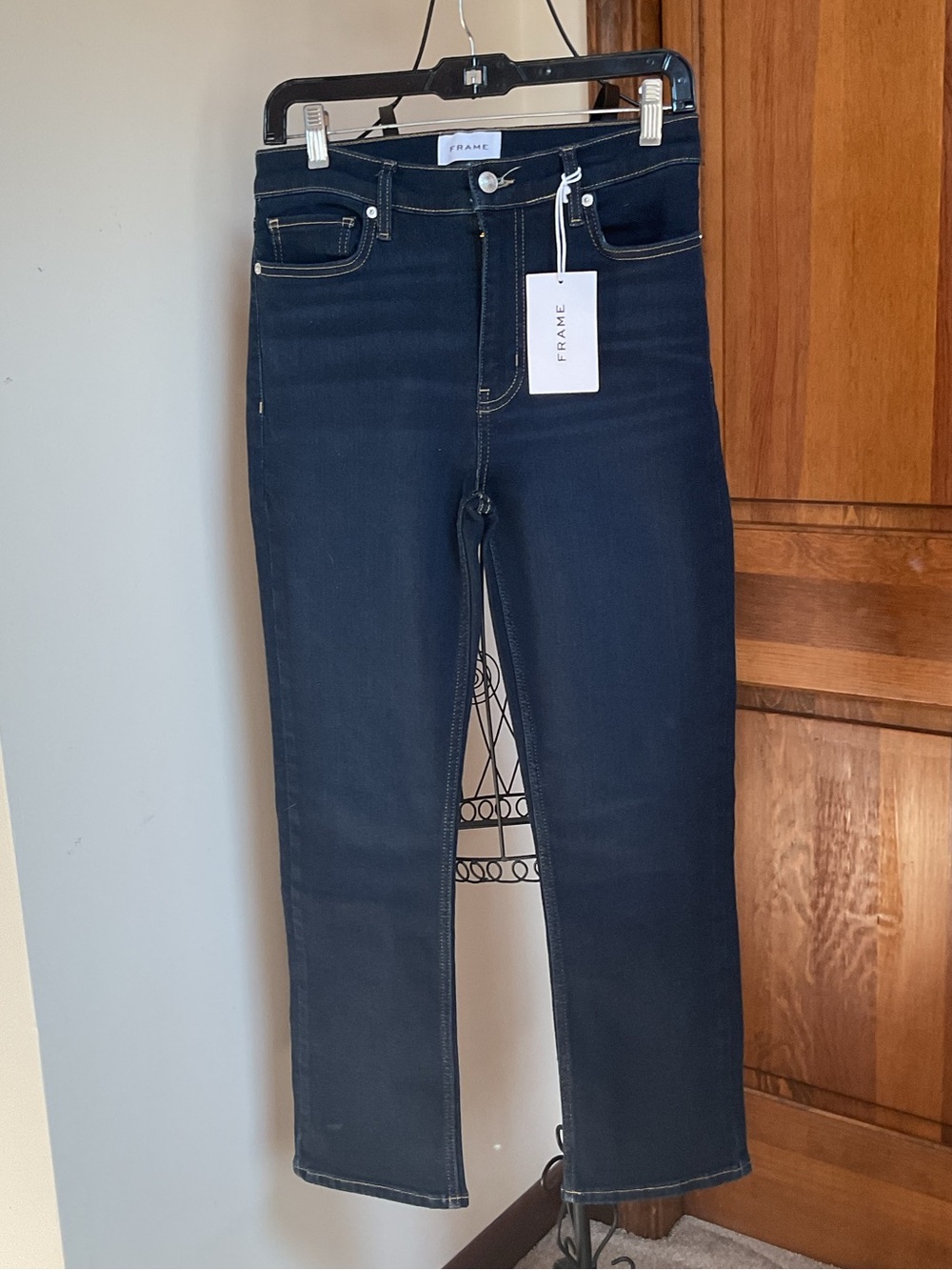 FRAME LE HIGH STRAIGHT HIGH RISE JEANS IN PARKWAY BLUE SIZE 28 $228 - Picture 2 of 8